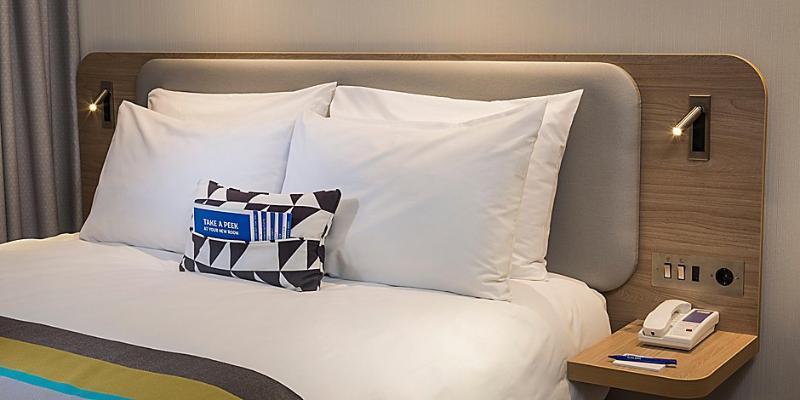 Holiday Inn Express Cambridge West - Cambourne By Ihg Exteriör bild