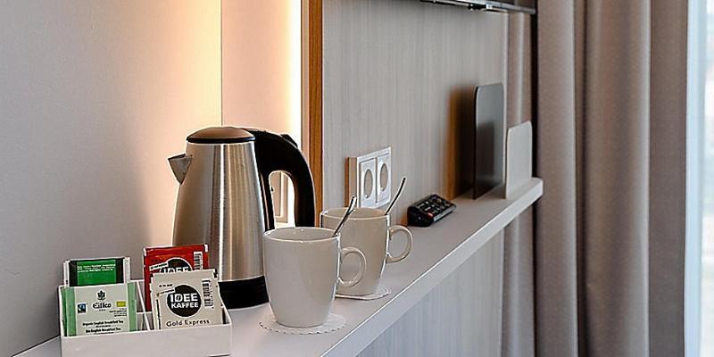 Holiday Inn Express Cambridge West - Cambourne By Ihg Exteriör bild